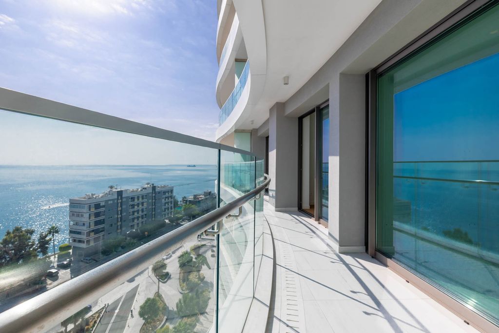 Property photo 3 of 30