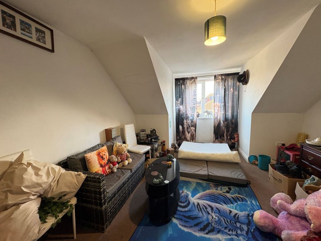 Property photo 2 of 10 Image 2