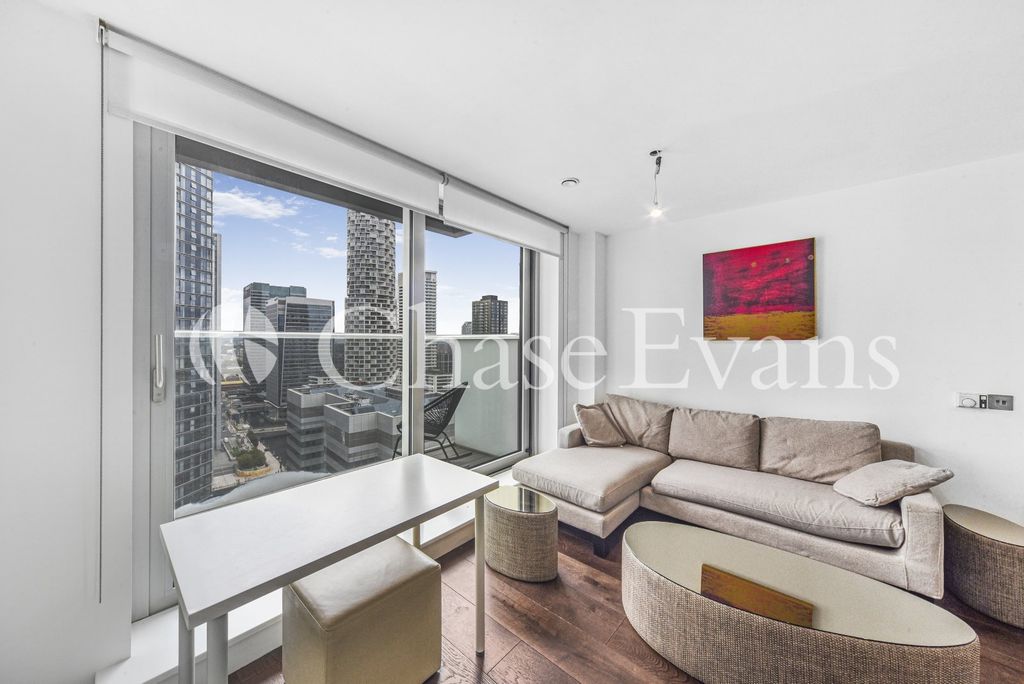 Property photo 3 of 14 Living Area