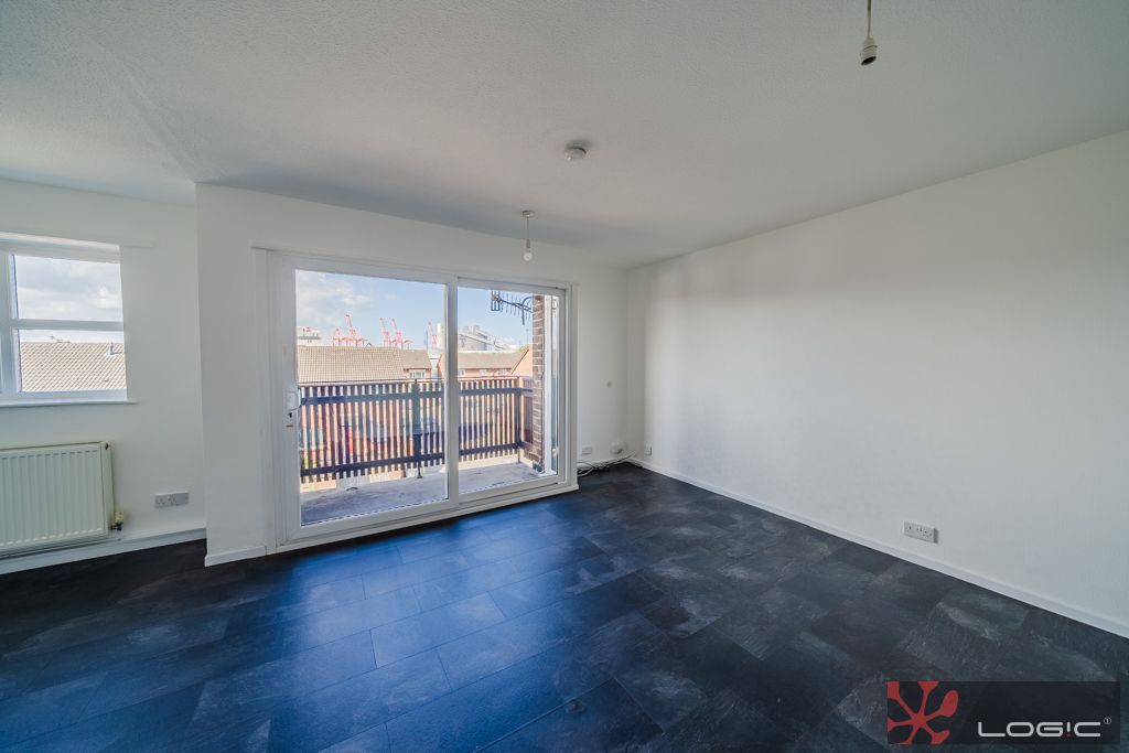 Property photo 3 of 23