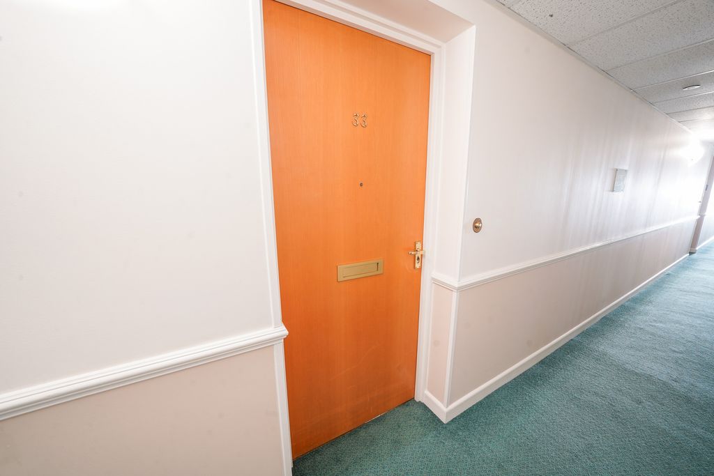 Property photo 3 of 17 Dsc09997