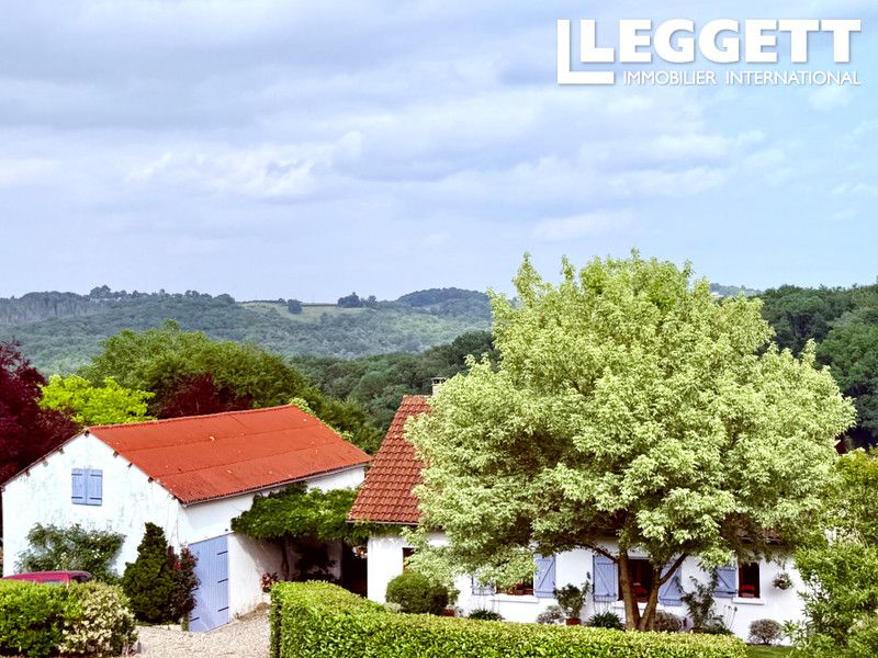 Property photo 2 of 10