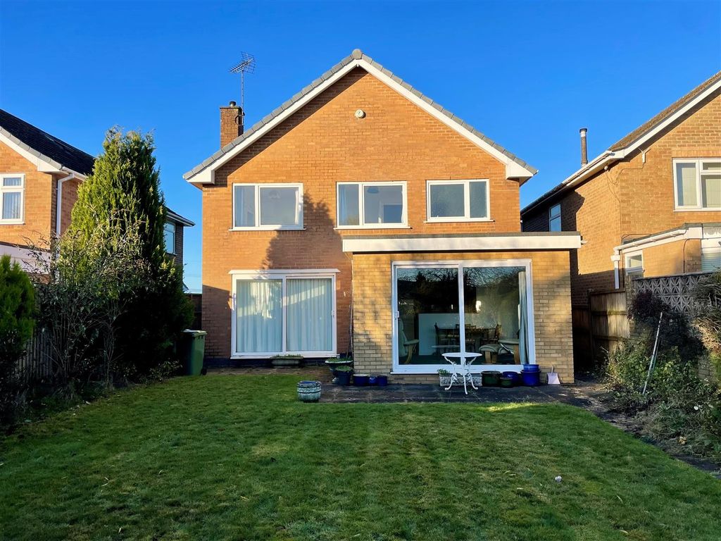 Property photo 3 of 19