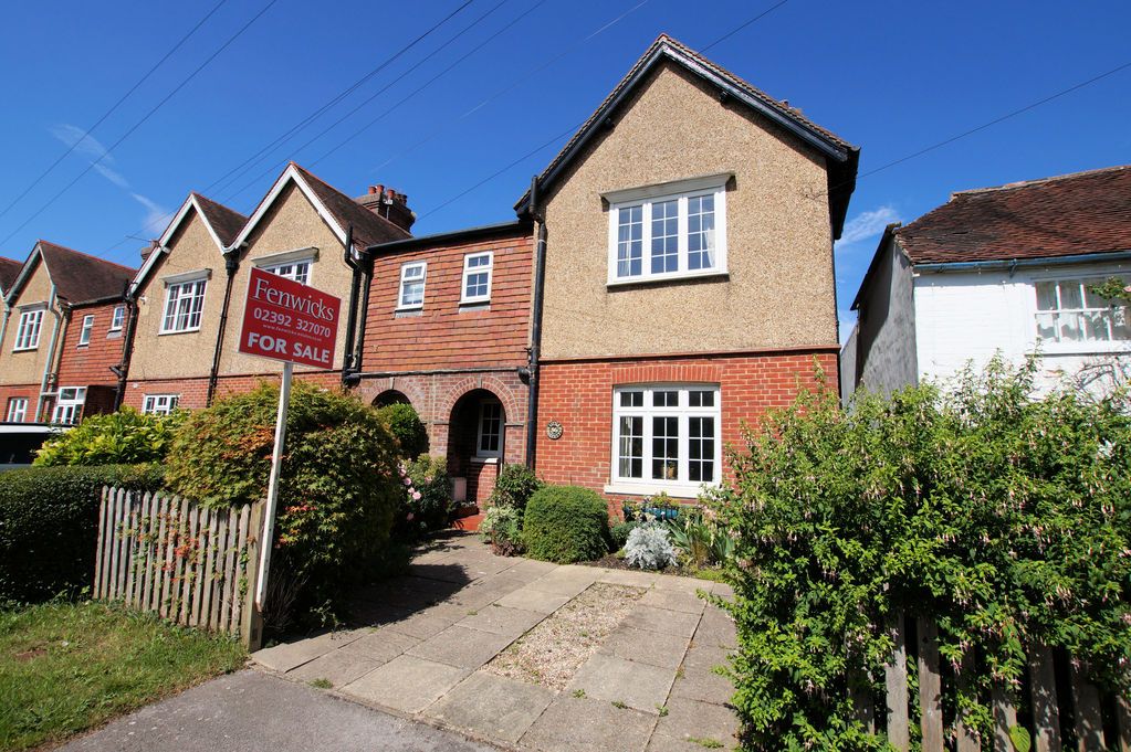 Property photo 1 of 16 Front