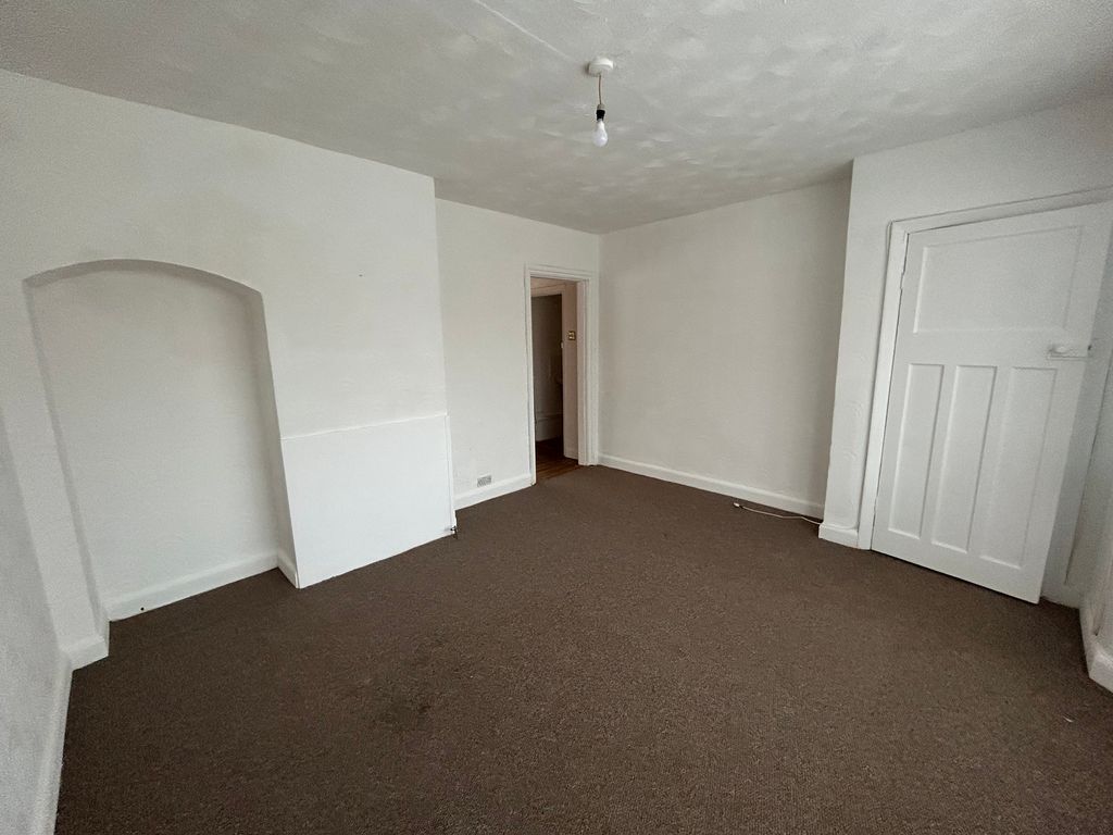 Property photo 3 of 10 Image