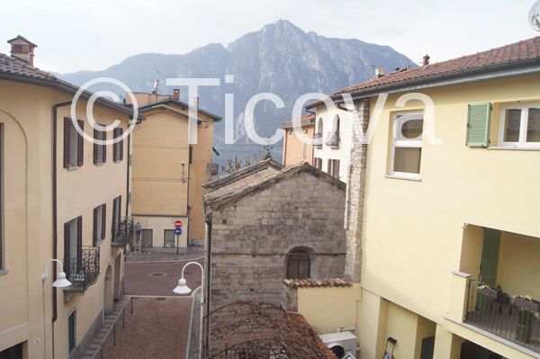 Property photo 1 of 3