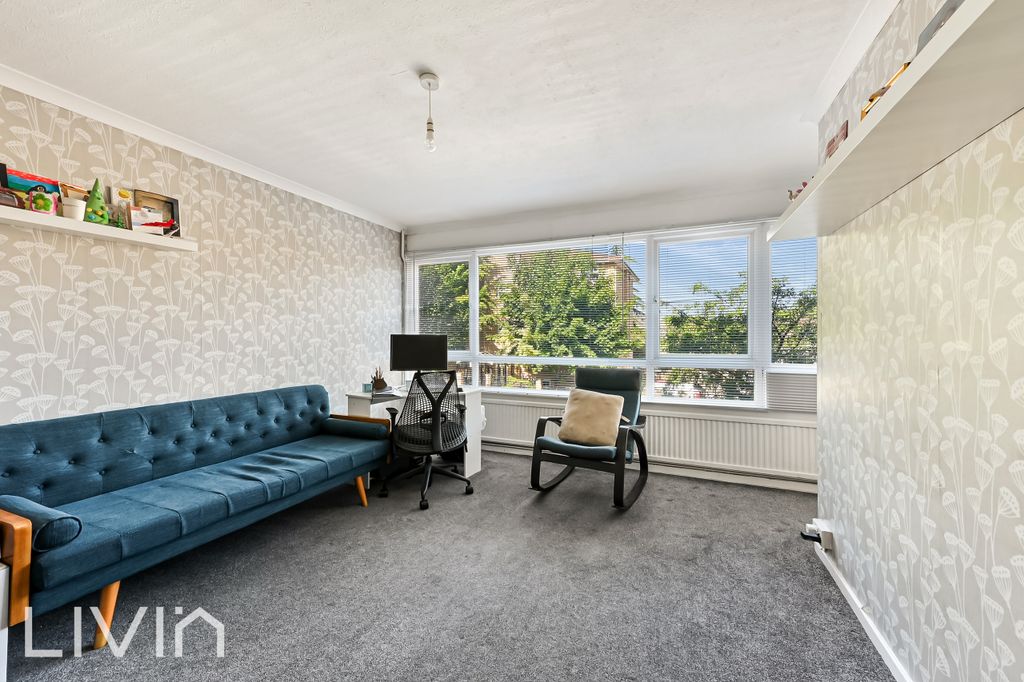 Property photo 2 of 12 2