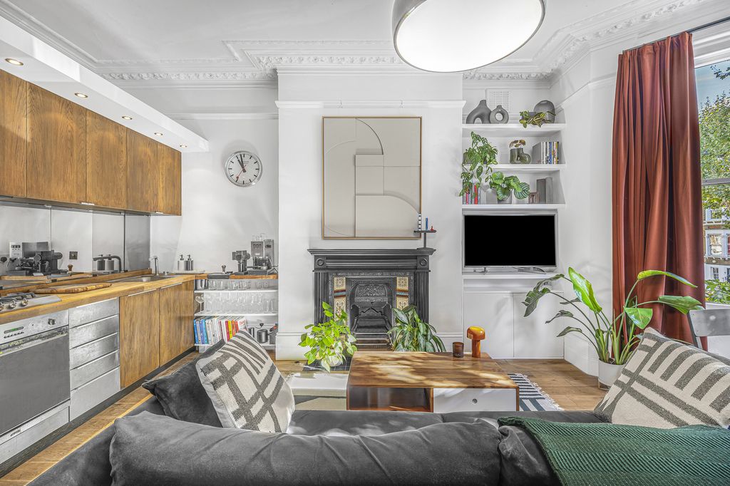 Property photo 3 of 9