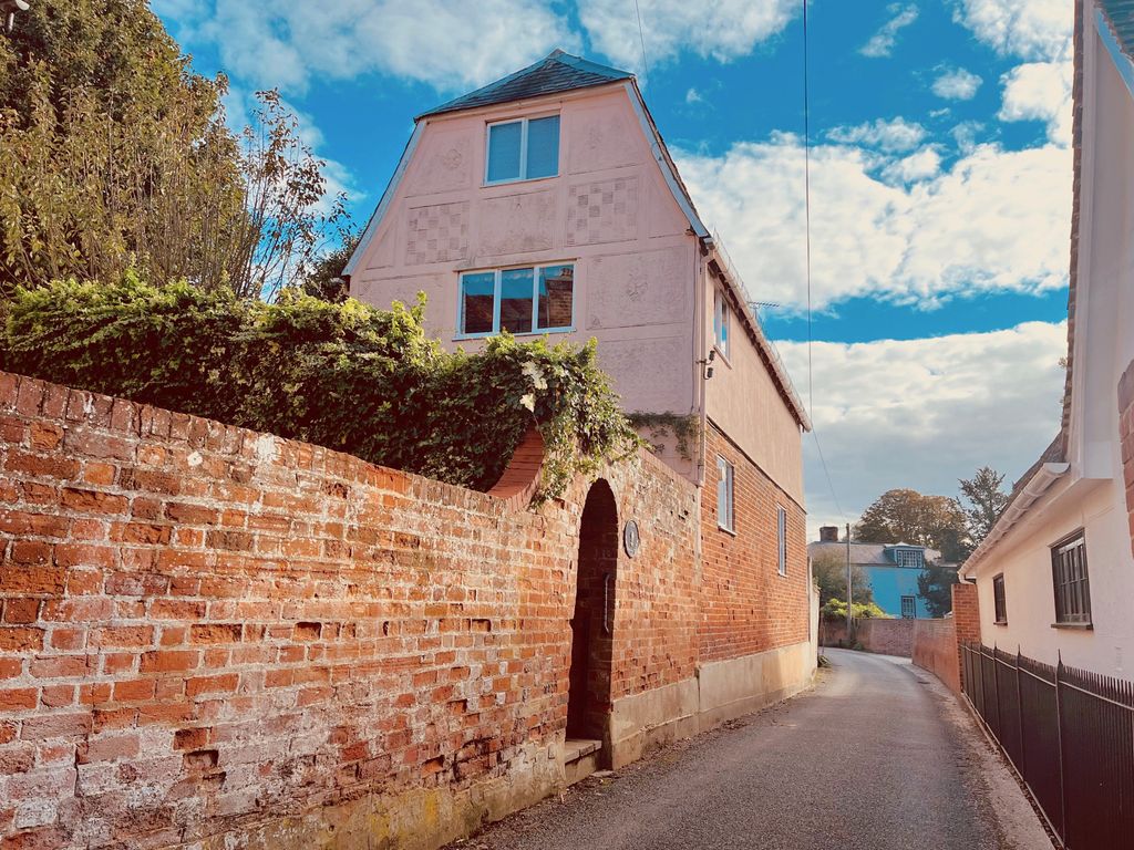 Property photo 1 of 19