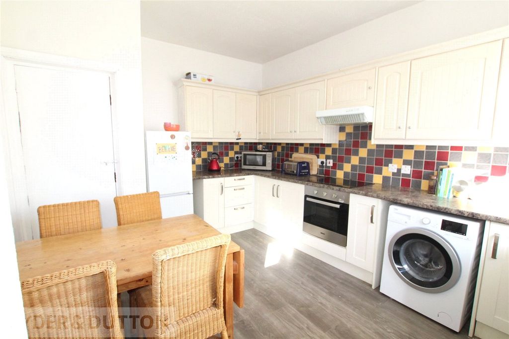 Property photo 3 of 14 Kitchen Diner