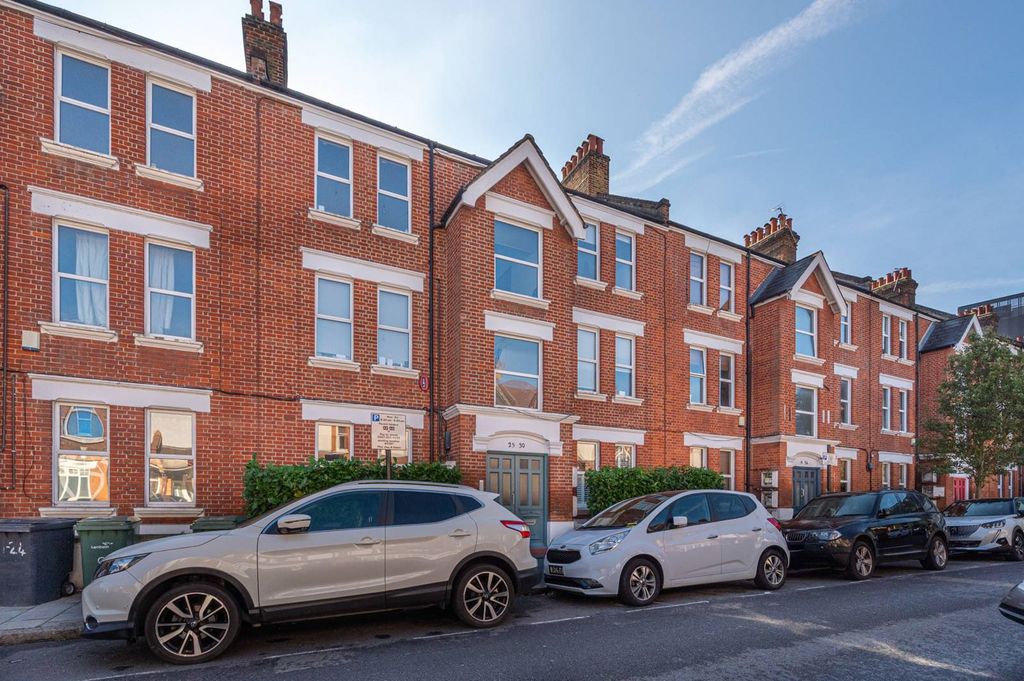 Property photo 2 of 14