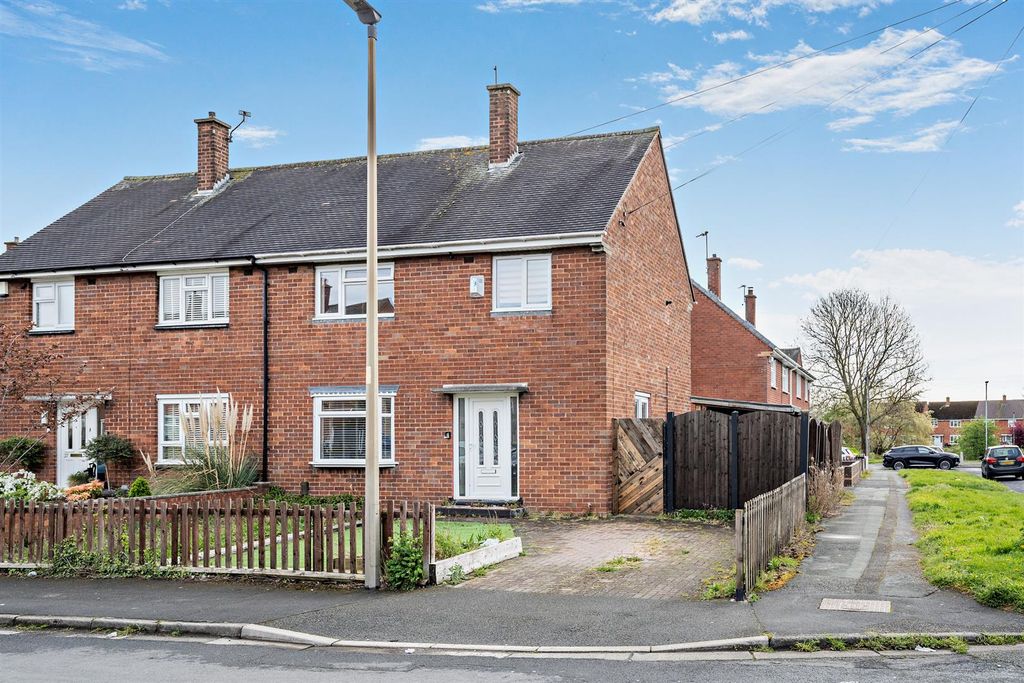 Property photo 1 of 11