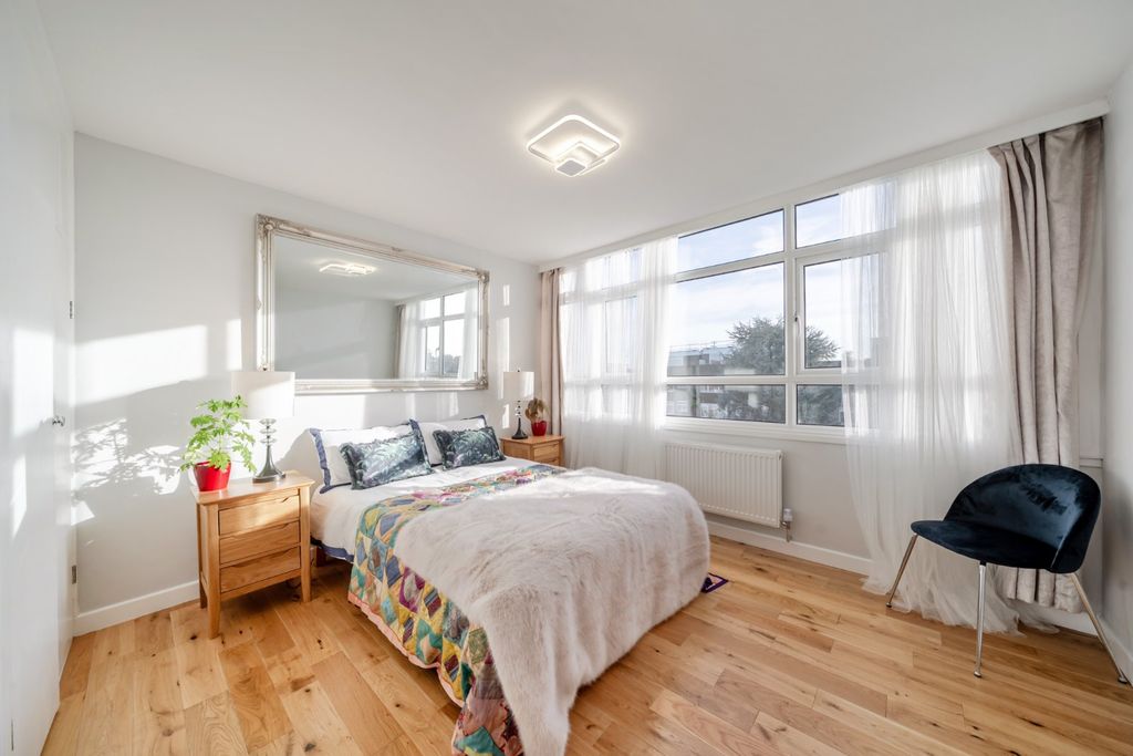 Property photo 3 of 9 Picture No. 07