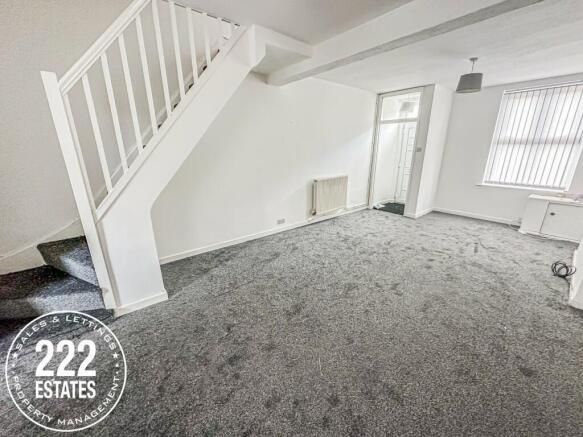 Property photo 3 of 8 51893_26209524_Img_02_0000_Max_656x437.Jpeg