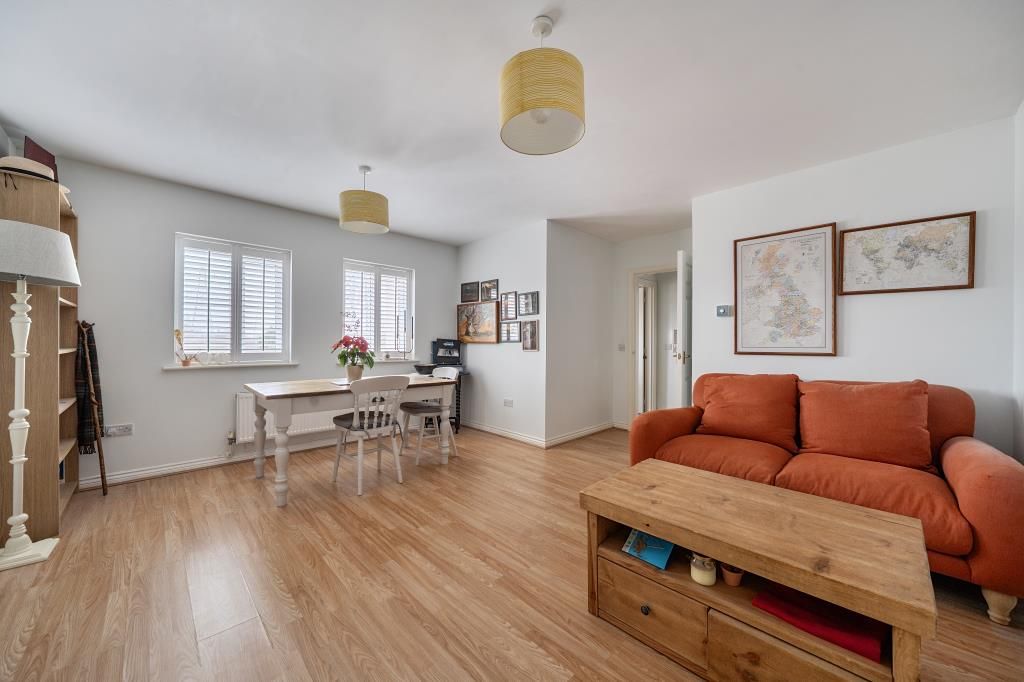 Property photo 3 of 20 Living Area