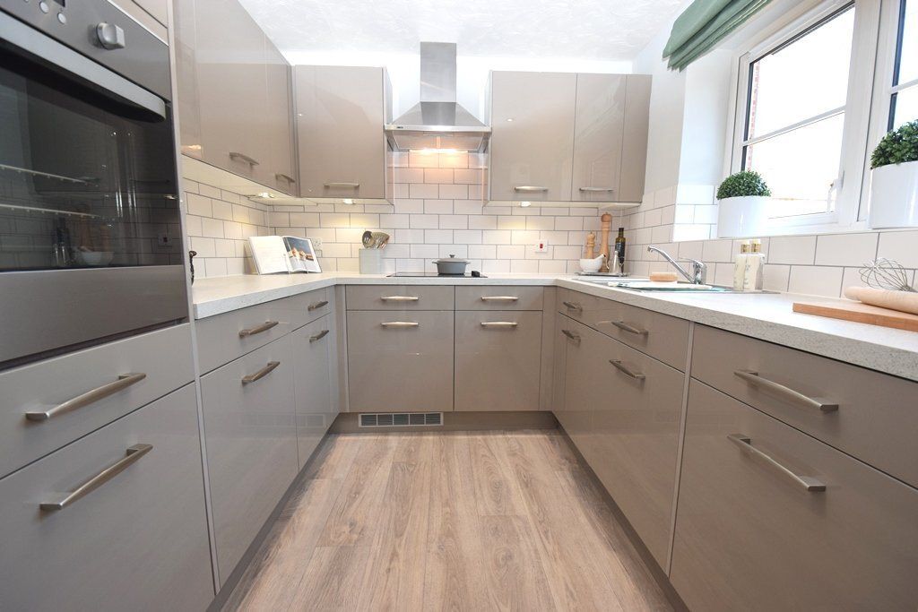 Property photo 3 of 12 Picture No. 18