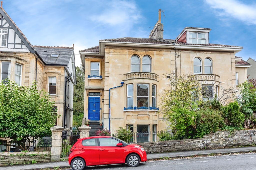 Property photo 1 of 16