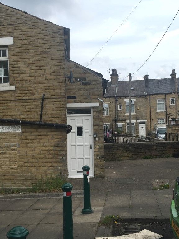 Property photo 2 of 11