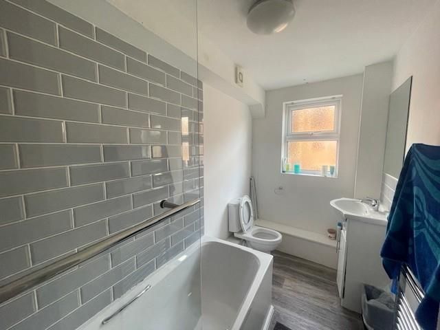 Property photo 3 of 5 Bathroom