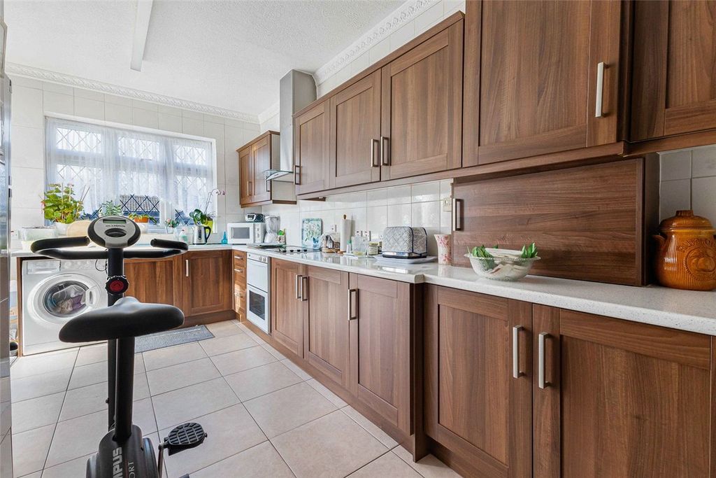 Property photo 2 of 14 Picture No. 08