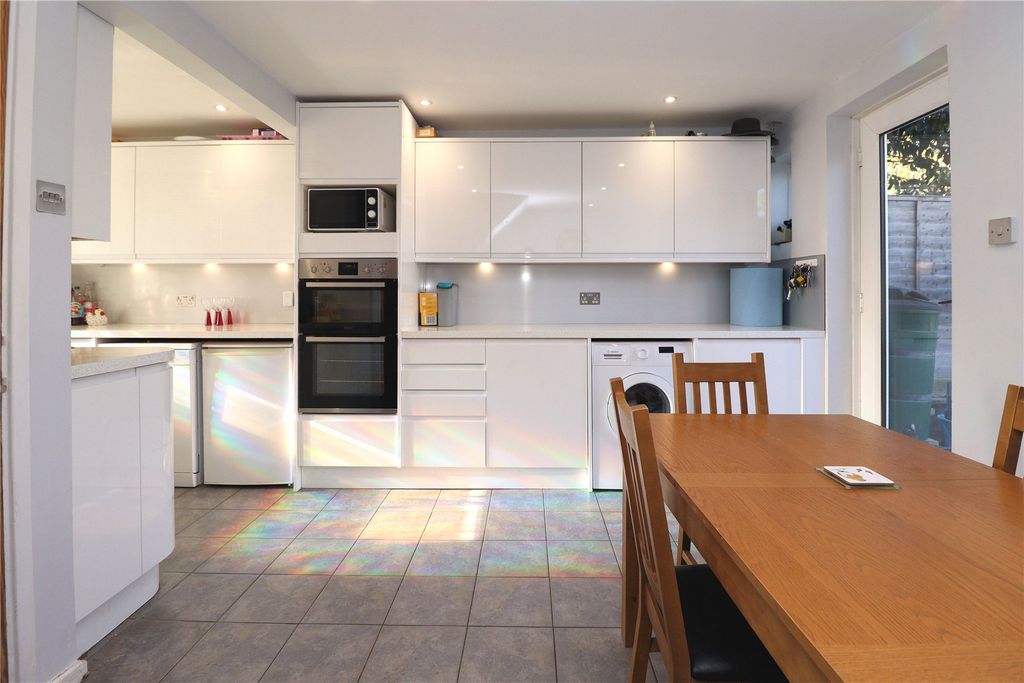 Property photo 3 of 13 Picture No. 01