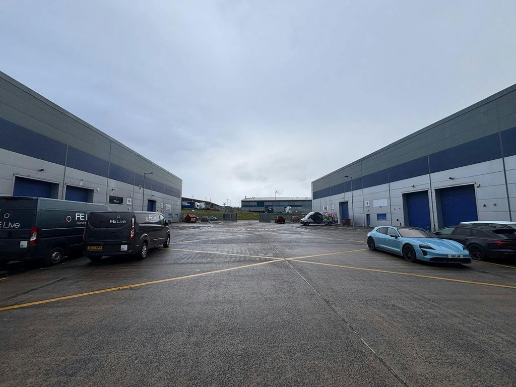 Property photo 2 of 9 Photo-2026-04-12-17-30-37 9.Jpg