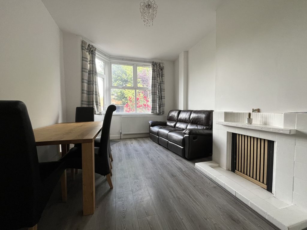 Property photo 2 of 12 Img_2829