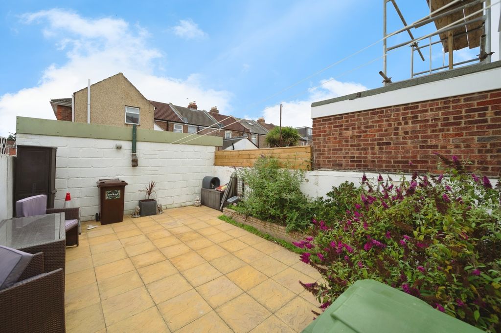 Property photo 2 of 16 Photo