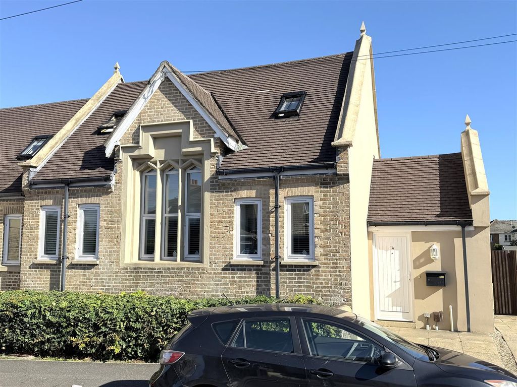 Property photo 2 of 22 Full Width Facade.Jpg