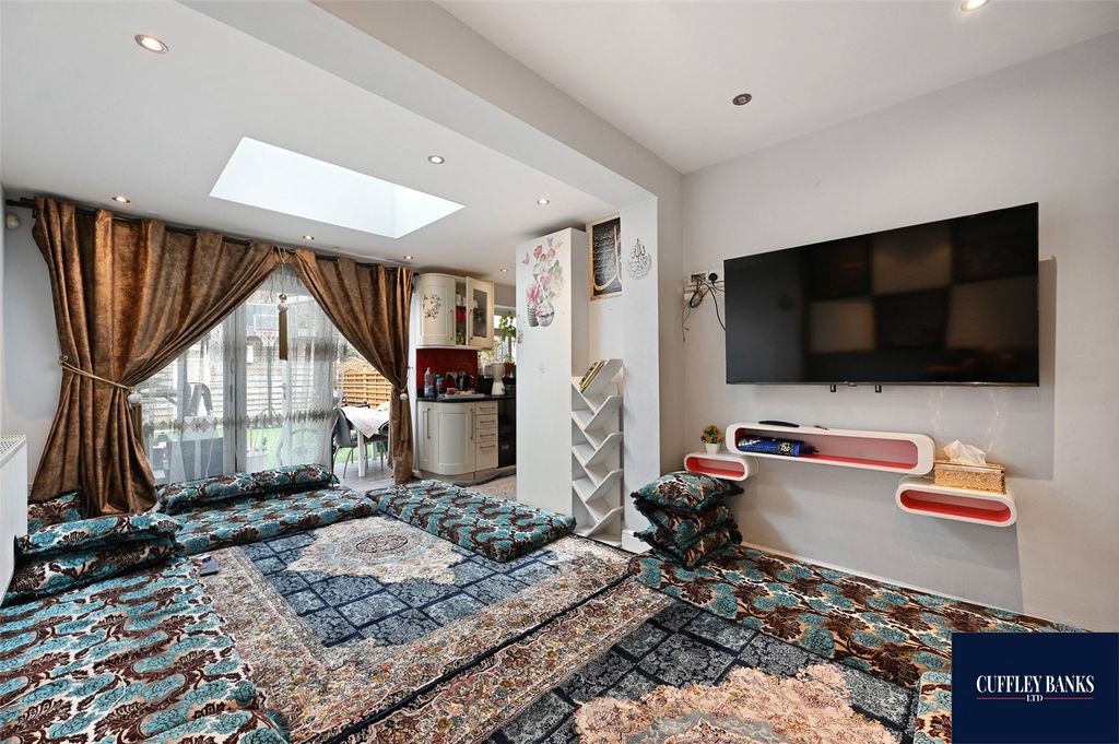 Property photo 3 of 10 Picture No. 03