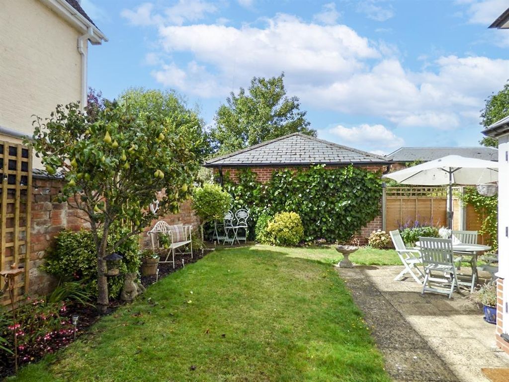 Property photo 2 of 17 Photo 21
