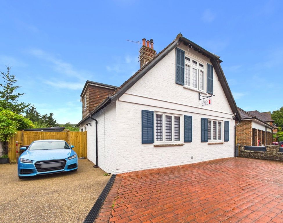 Property photo 1 of 24