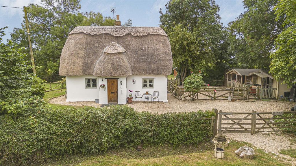 Property photo 1 of 63 20_36273.Jpg