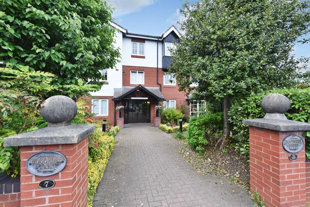 Property photo 1 of 9 Woodmere Court External 1