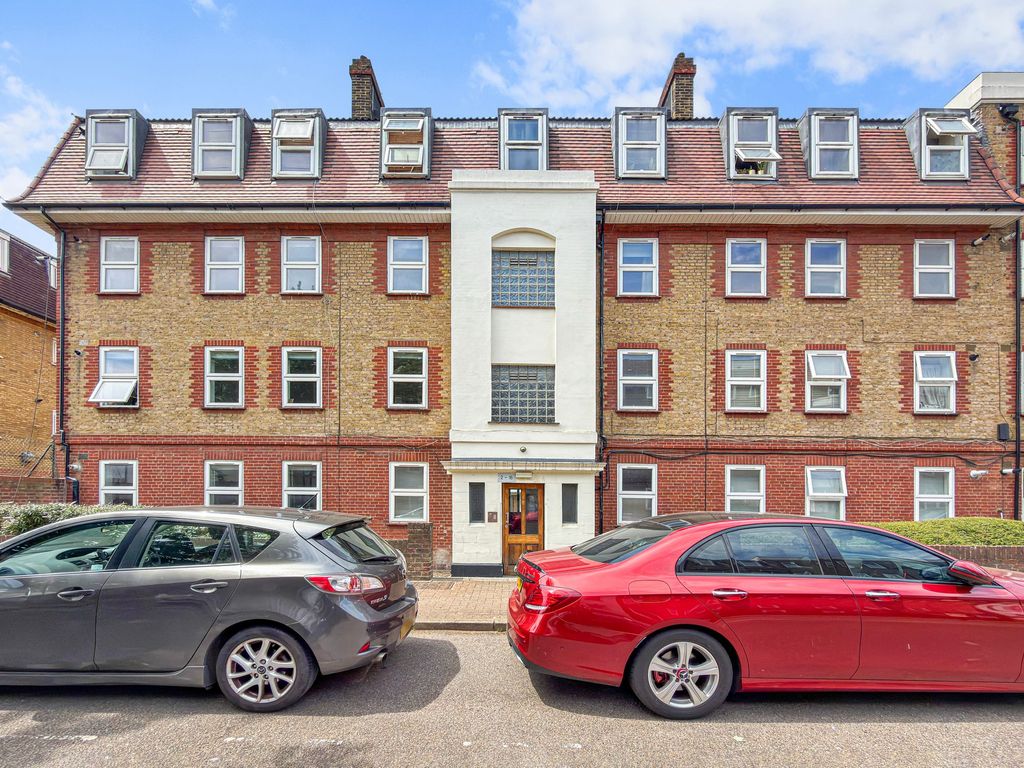 Property photo 1 of 17