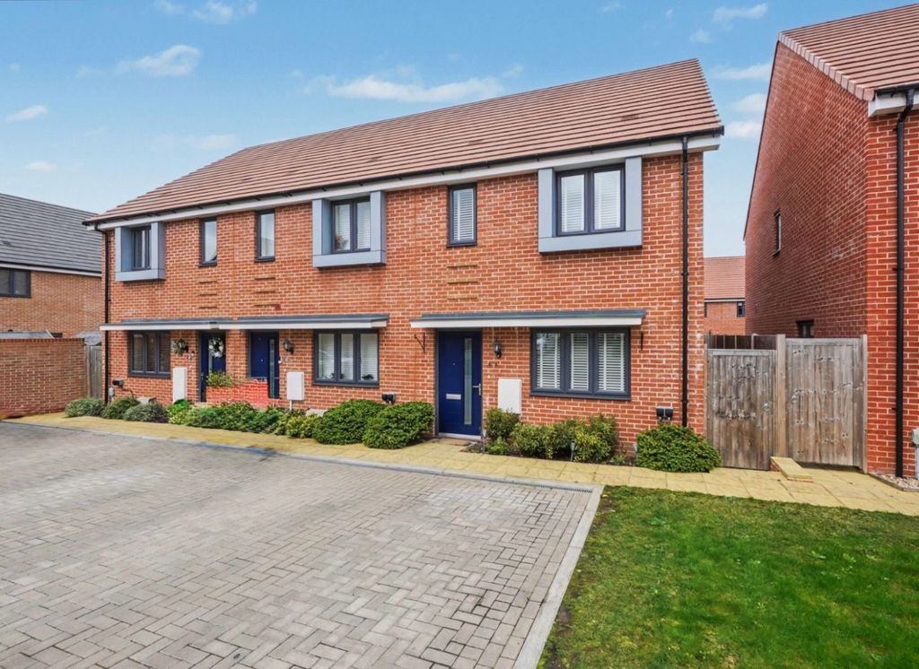 Property photo 1 of 13 4901624