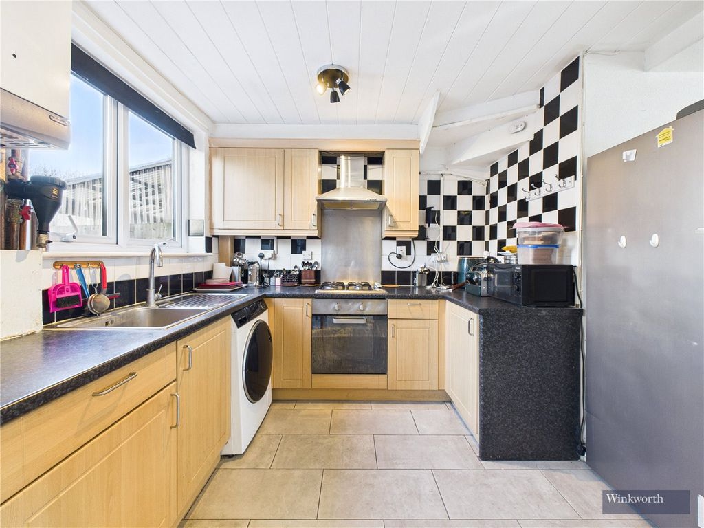 Property photo 2 of 14 Picture No. 04