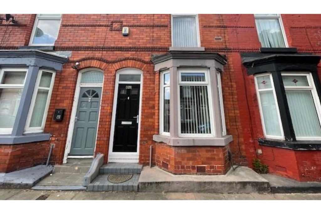 Property photo 1 of 10