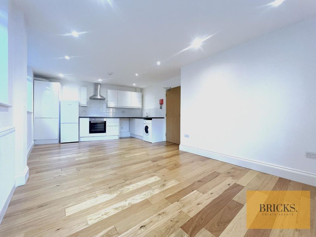 Property photo 3 of 10 3.Jpg