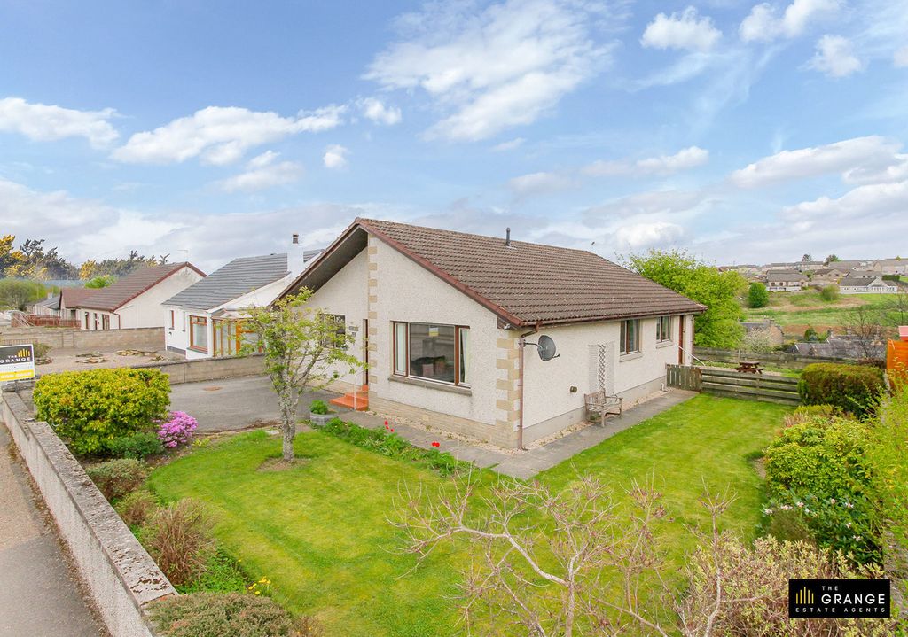 Property photo 3 of 29