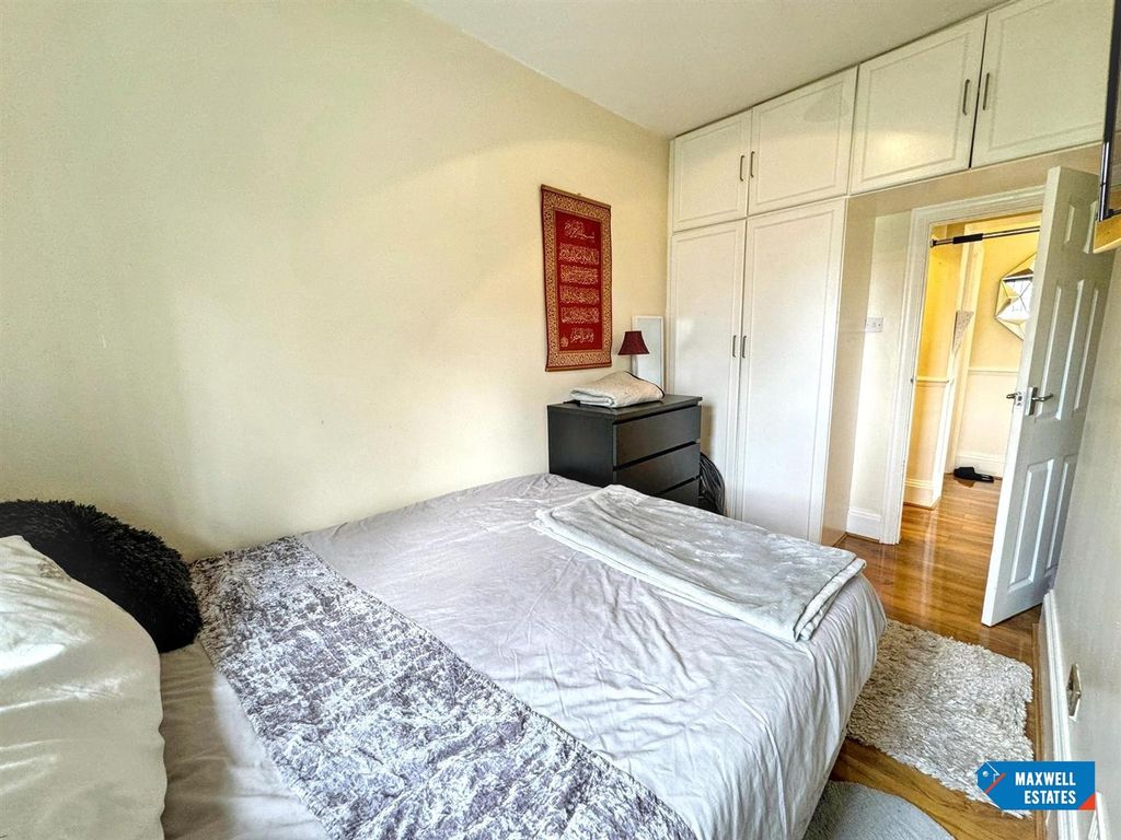 Additional image 7 of 3 bed maisonette for saleRoyston Grove, Hatch End HA5