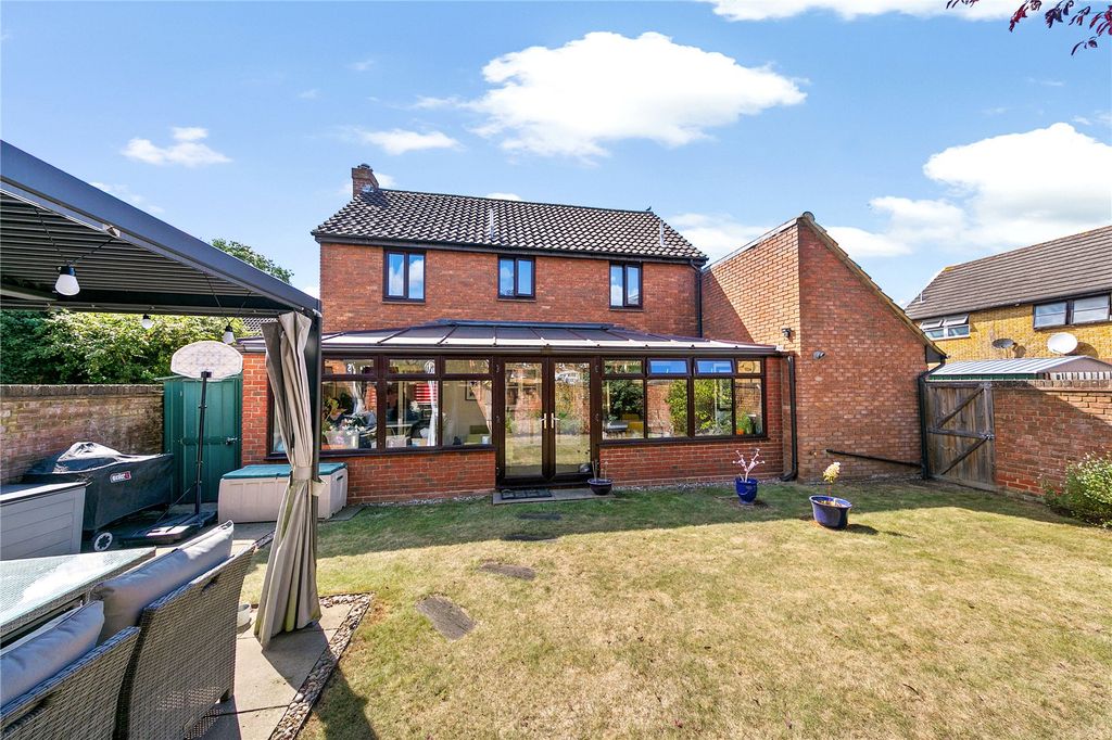 Property photo 2 of 24 Picture No. 08