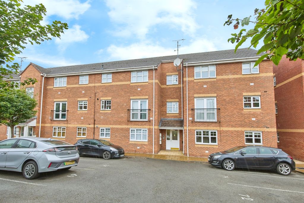Property photo 1 of 17