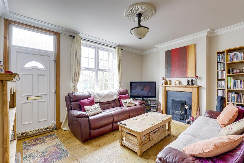 Property photo 2 of 24 5954.Jpg