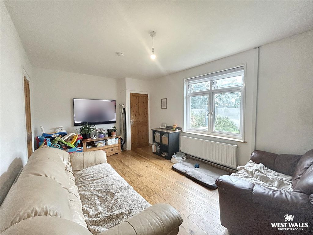 Property photo 3 of 23 Img_8066.Jpg