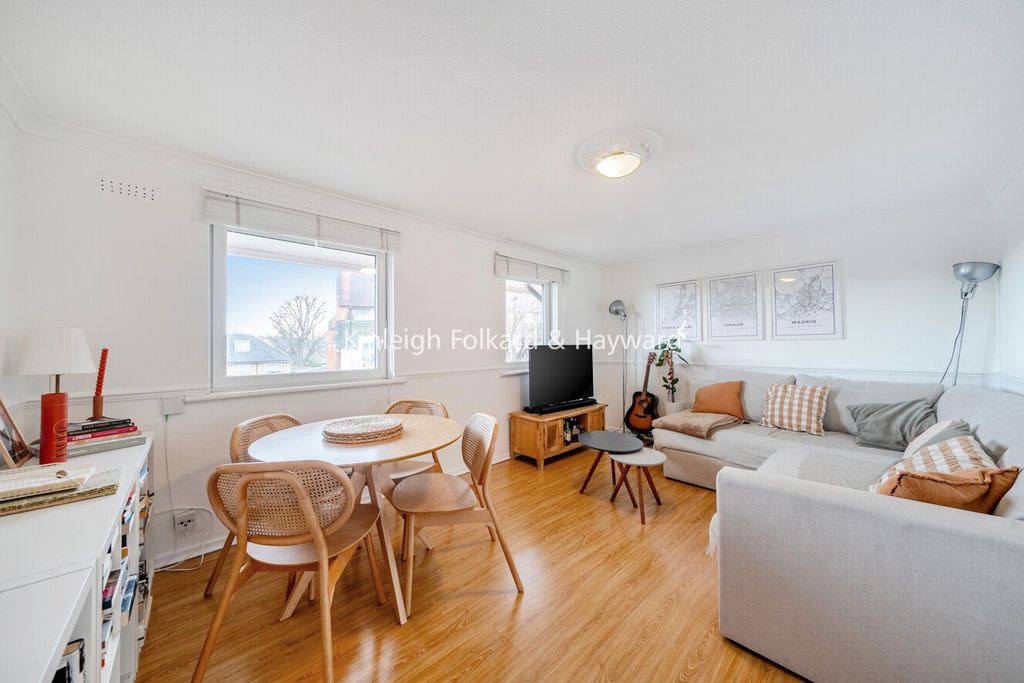 Property photo 1 of 13 Picture No. 11