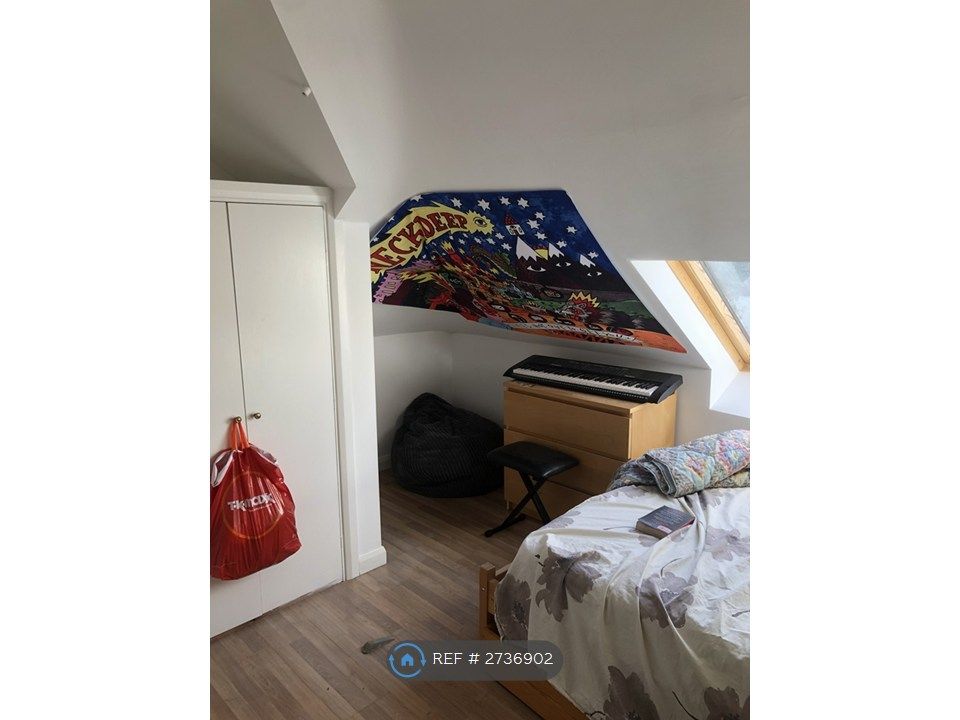 Property photo 3 of 4