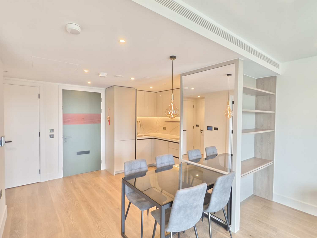 Property photo 2 of 10 Dining Room
