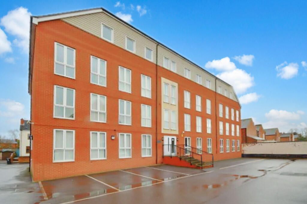 Property photo 1 of 13