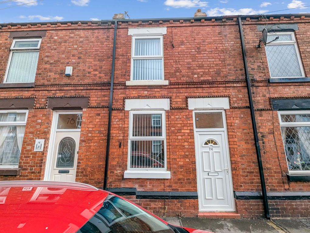 Property photo 1 of 17